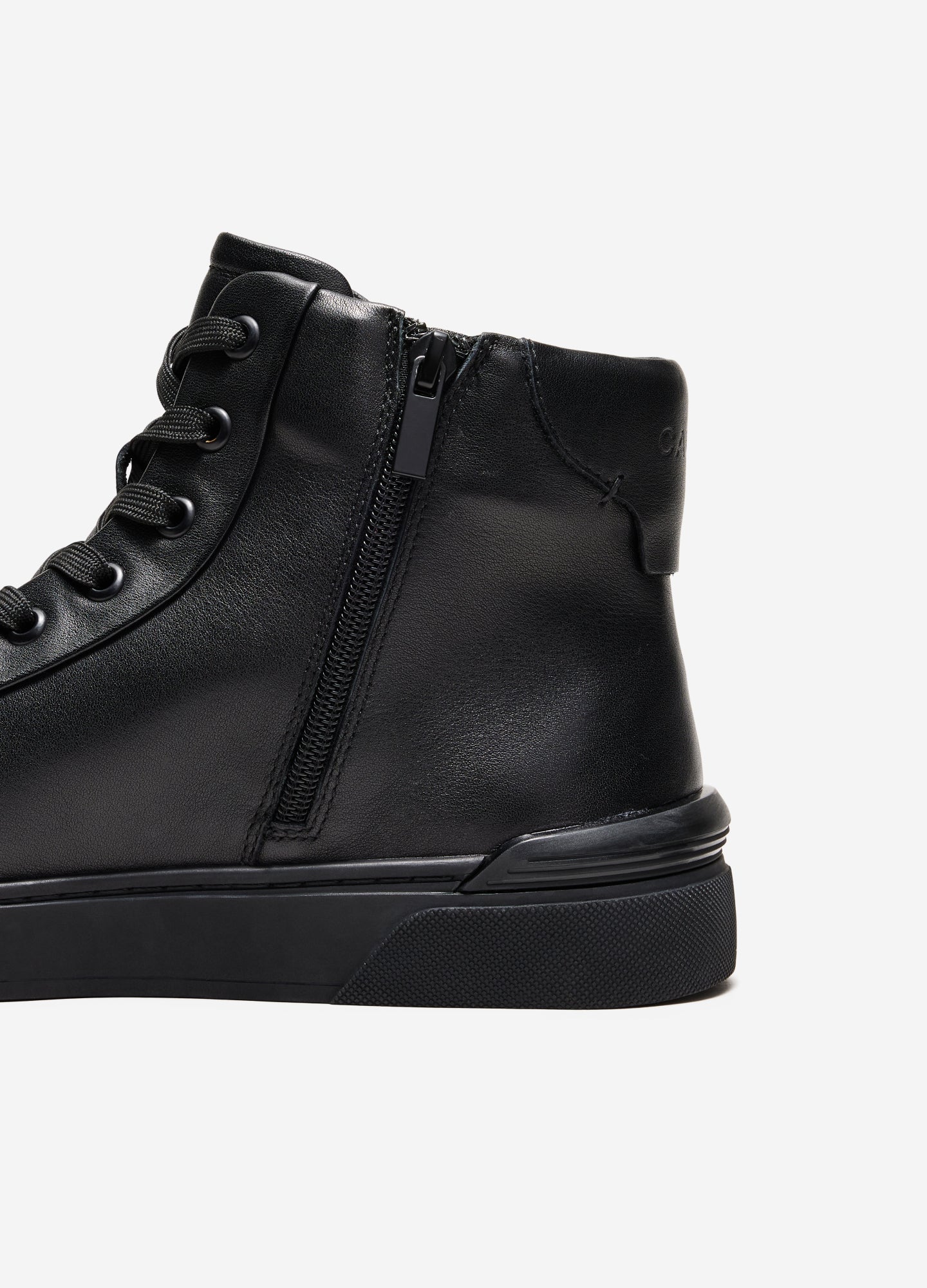 Owen Leather High-Top Black
