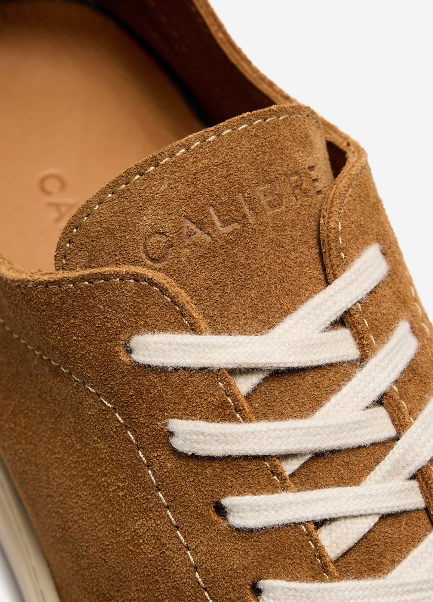 Clean Suede Sneaker Tan