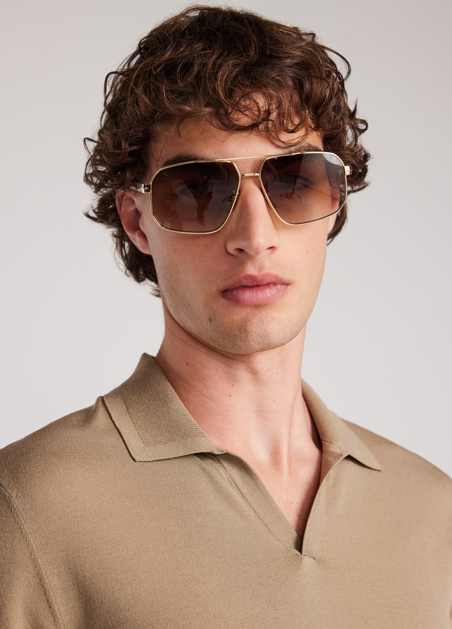 David Beckham Metal Frame Sunglasses Gold Co