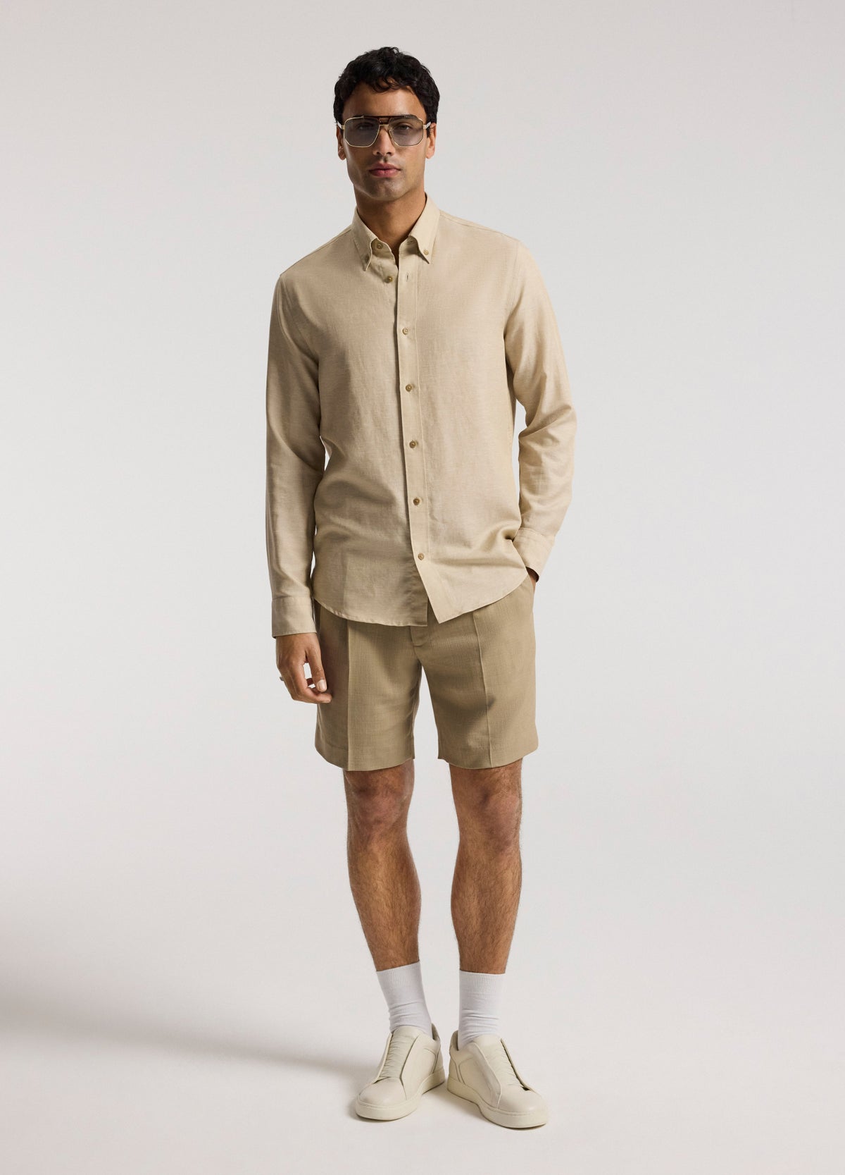 Relaxed Pleat Textured Shorts Tan