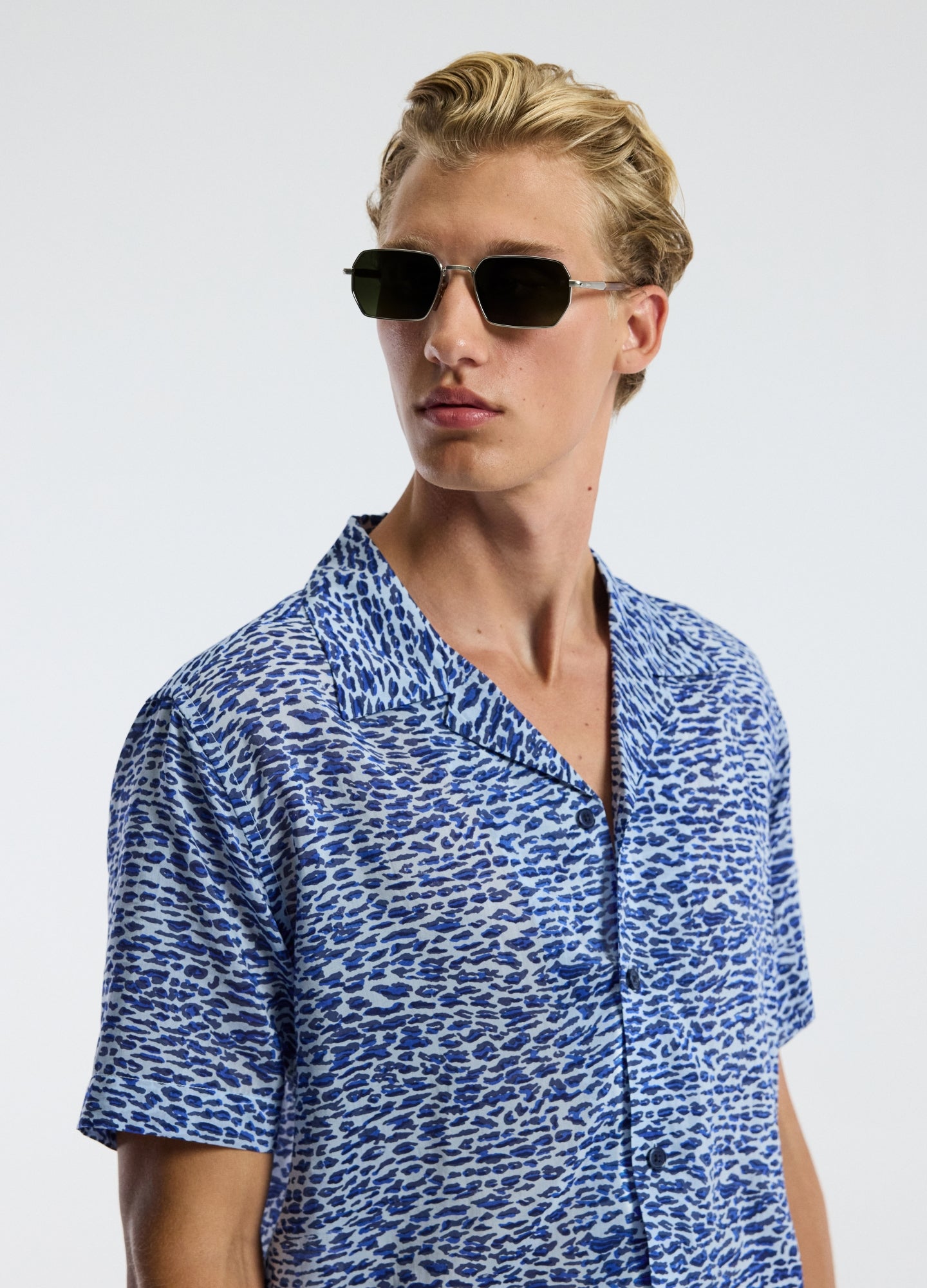 Leopard Print Short Sleeved Shirt Blue