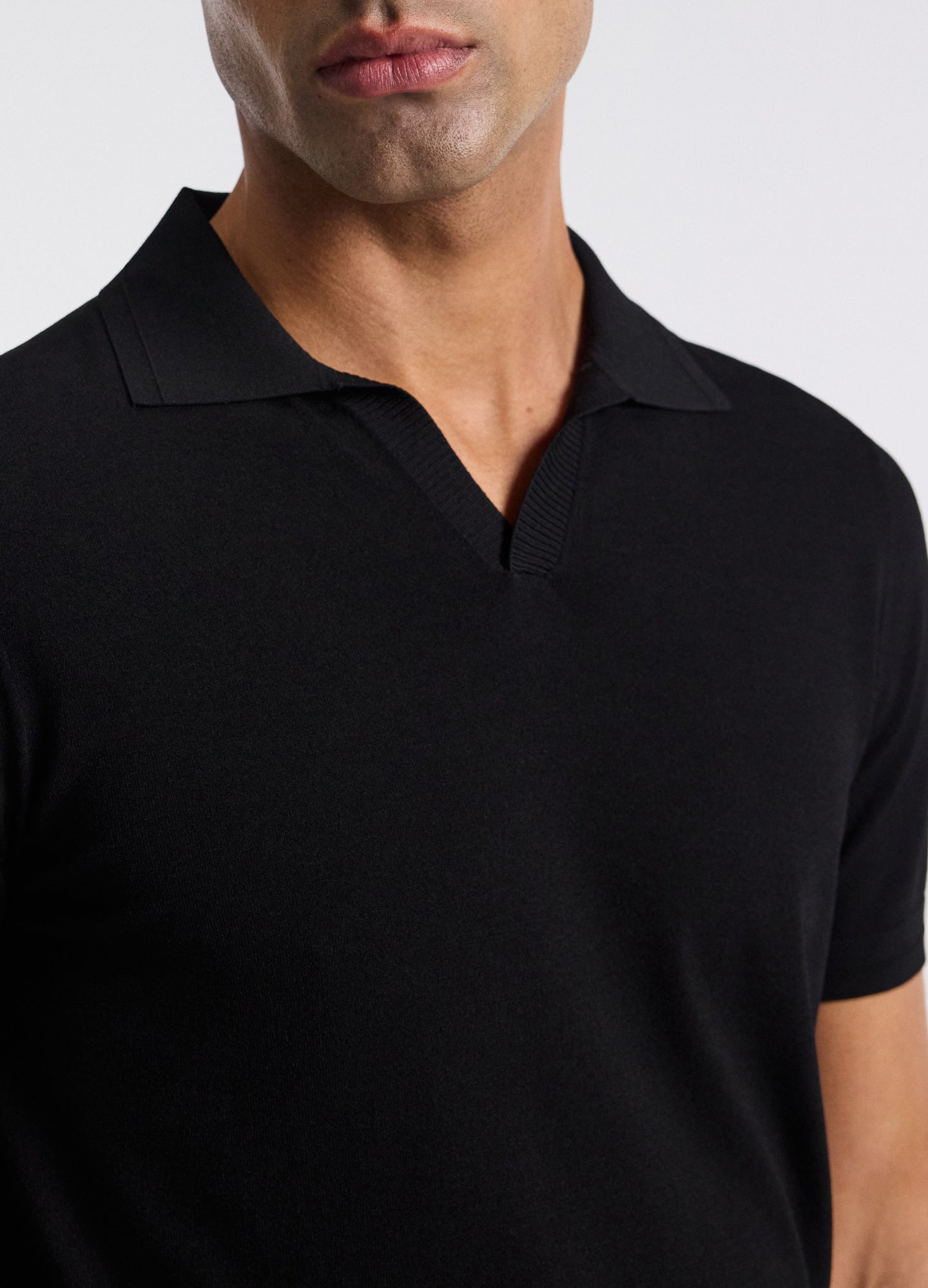Technical Knit Rib Collar Polo Black