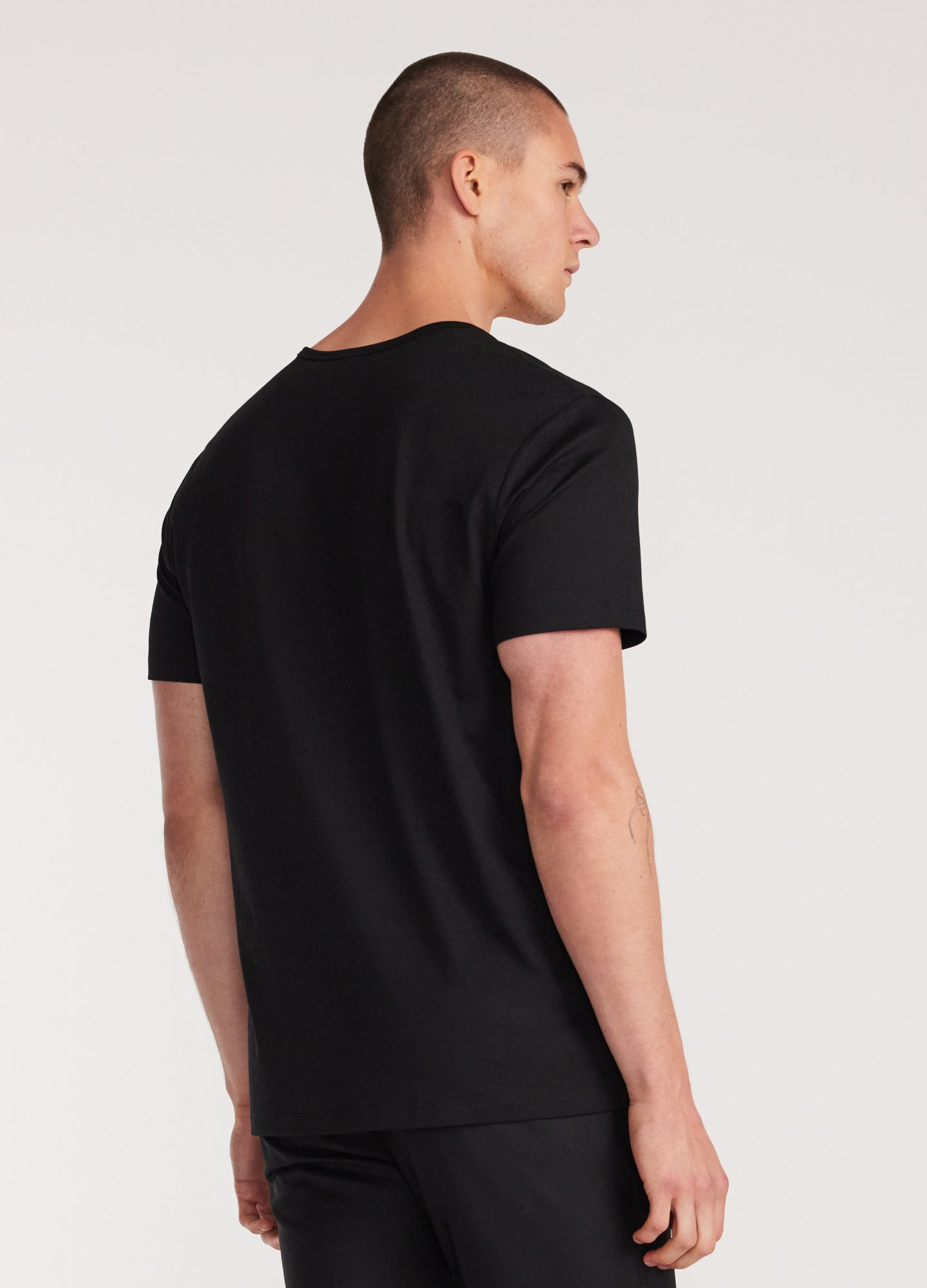 Scoop Neck T-shirt Black