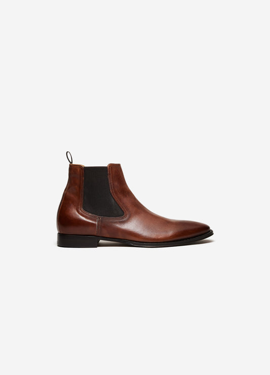 Flynn Chelsea Boot Tan