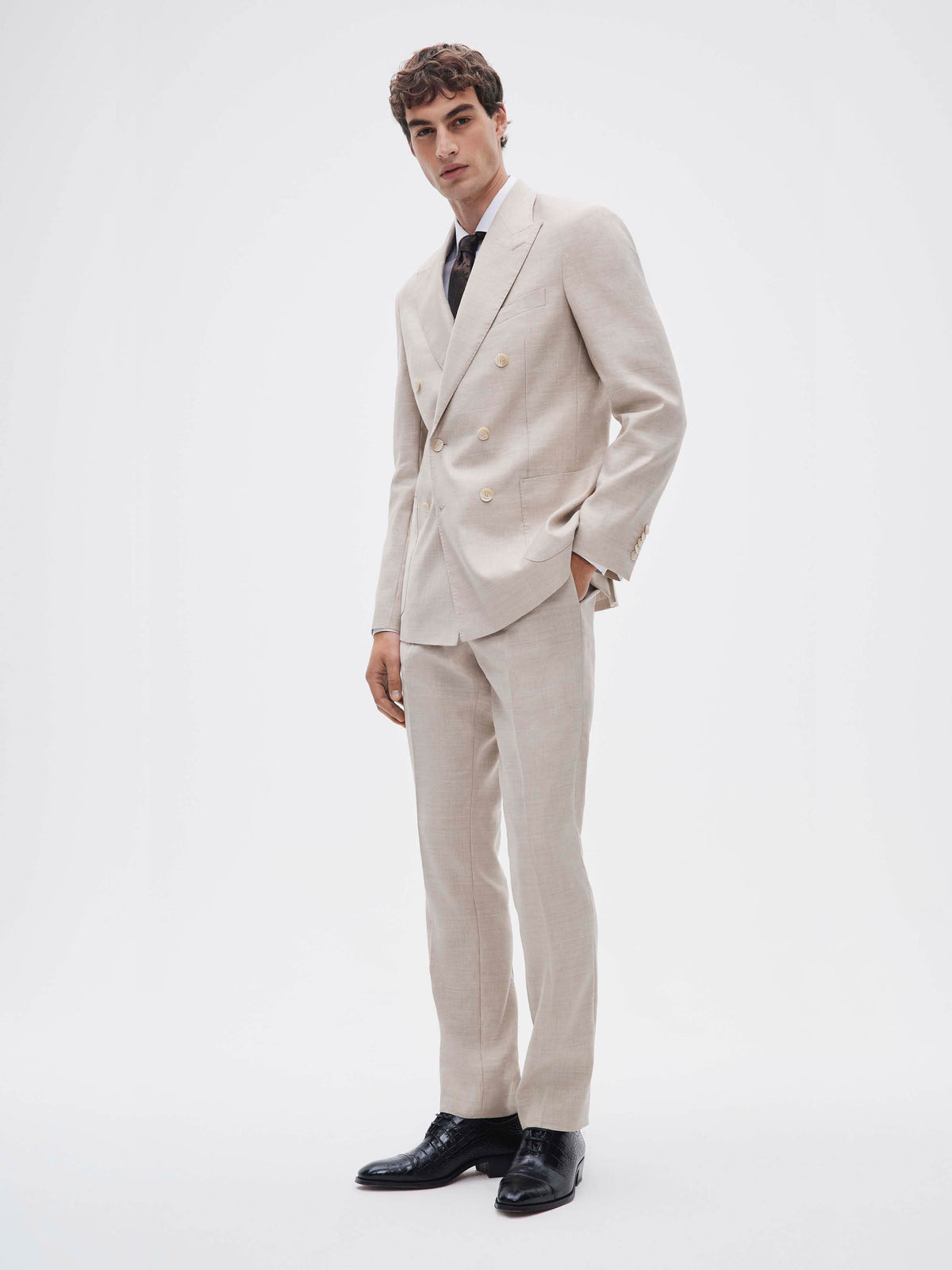 SHOP THE LOOK